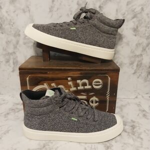 Pre-owned Cariuma Bamboo Knit Sneakers